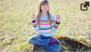 link-screenshot: child in yoga pose